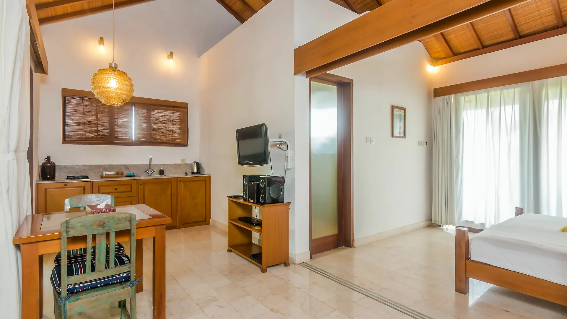 Zen Rooms Seminyak Kunti Nuansa 3*, 塞米亚克 印尼