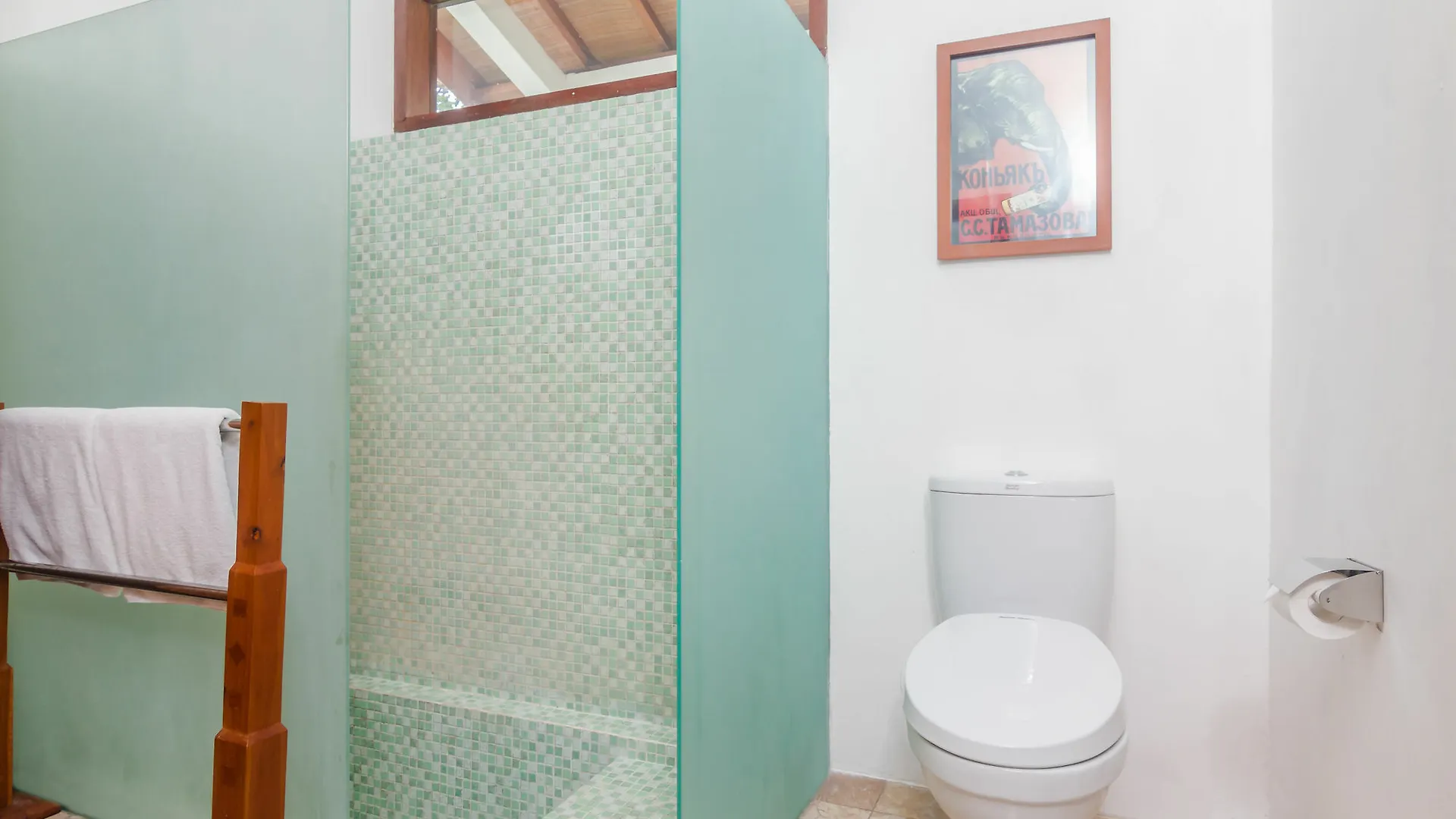 Zen Rooms Seminyak Kunti Nuansa 招待所